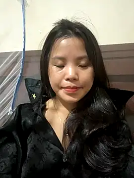 Snapshot of Bella_7777 chatting on October 11, 2025, 2:26 pm Bella 7777 online show from October 11, 2025, 2:26 pm