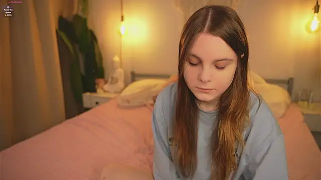 Snapshot of Lu__Lane chatting on December 5, 2025, 8:23 am Lu Lane online show from December 5, 2025, 8:23 am