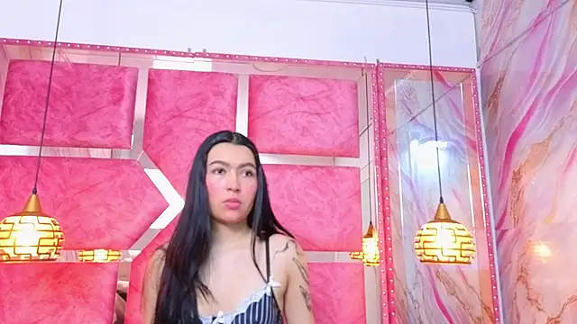 Snapshot of Ambar_Cullen chatting on May 15, 2026, 8:38 pm Ambar Cullen online show from May 15, 2026, 8:38 pm