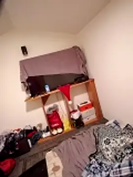 Snapshot of uratre chatting on December 16, 2025, 7:57 am uratre online show from December 16, 2025, 7:57 am