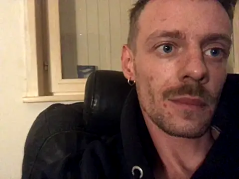 WearingJungian online show from December 16, 2025, 8:52 am