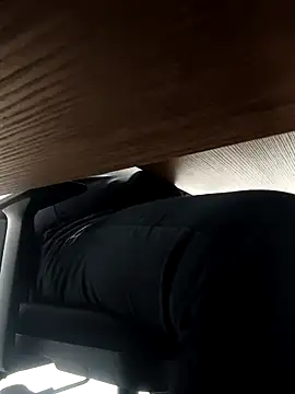 Snapshot of Yaman_33 chatting on November 27, 2025, 12:07 pm Yaman 33 online show from November 27, 2025, 12:07 pm