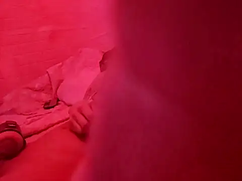 Kellye hotTs online show from April 25, 2026, 4:26 am