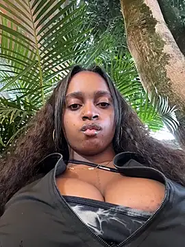 Snapshot of darle_volant chatting on April 29, 2026, 10:38 pm darle volant online show from April 29, 2026, 10:38 pm