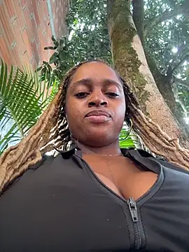 Snapshot of darle_volant chatting on May 16, 2026, 9:24 pm darle volant online show from May 16, 2026, 9:24 pm