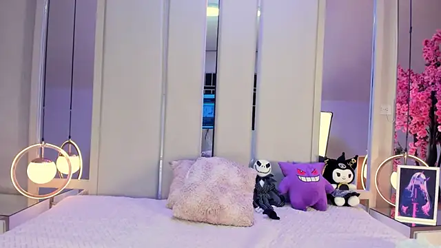 Snapshot of VesperVelvet chatting on October 24, 2025, 9:11 pm VesperVelvet online show from October 24, 2025, 9:11 pm