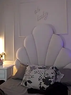 Snapshot of Kaylachannell chatting on June 30, 2026, 3:40 am Kaylachannell online show from June 30, 2026, 3:40 am