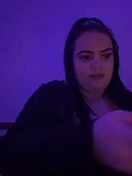 Snapshot of Shellybttn chatting on March 20, 2026, 10:58 pm Shellybttn online show from March 20, 2026, 10:58 pm