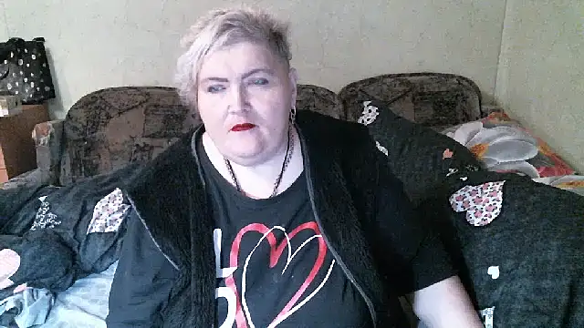 Snapshot of Lana555 chatting on November 5, 2025, 8:42 pm Lana555 online show from November 5, 2025, 8:42 pm