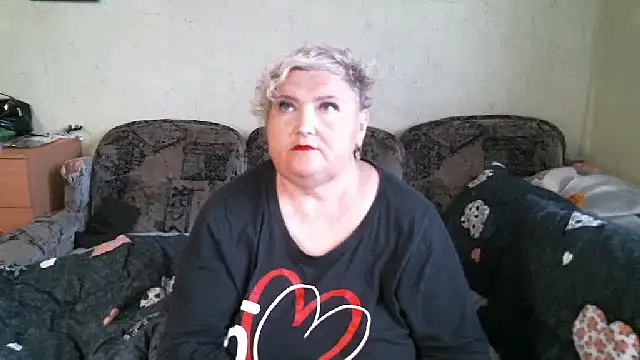 Snapshot of Lana555 chatting on December 1, 2025, 10:42 am Lana555 online show from December 1, 2025, 10:42 am