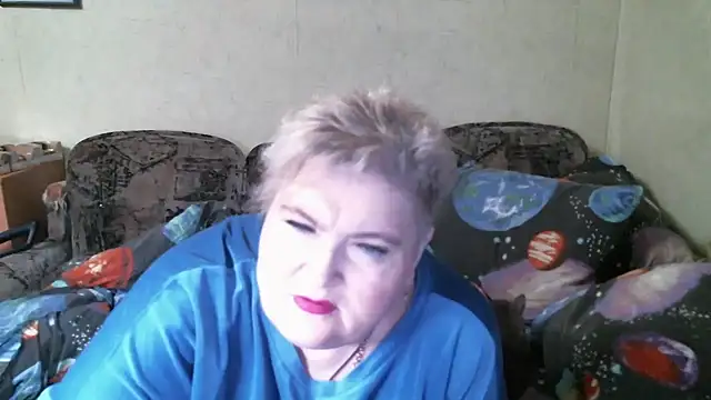 Snapshot of Lana555 chatting on April 9, 2026, 8:25 pm Lana555 online show from April 9, 2026, 8:25 pm