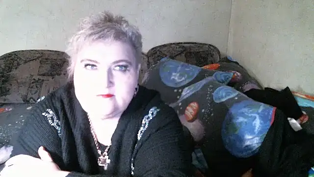 Snapshot of Lana555 chatting on April 18, 2026, 5:17 pm Lana555 online show from April 18, 2026, 5:17 pm