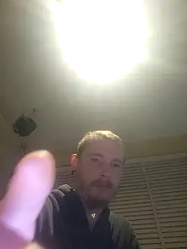 Snapshot of piercingpik chatting on February 25, 2026, 2:54 am piercingpik online show from February 25, 2026, 2:54 am