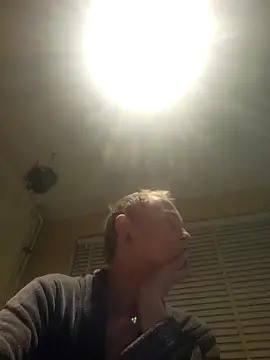 piercingpik online show from March 7, 2026, 10:29 pm