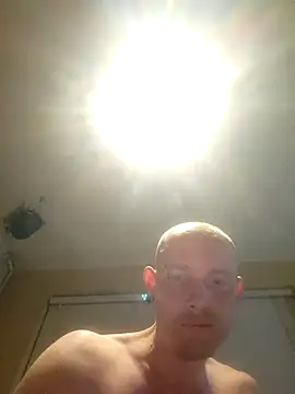 Snapshot of piercingpik chatting on May 24, 2026, 10:15 pm piercingpik online show from May 24, 2026, 10:15 pm