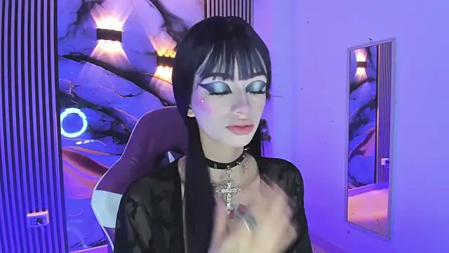 Snapshot of chloe_jacksonn chatting on June 18, 2026, 5:06 pm chloe jacksonn online show from June 18, 2026, 5:06 pm