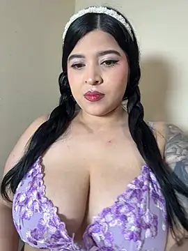 Vliacoooper2 online show from April 3, 2026, 10:57 am