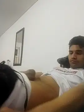 Snapshot of Camachito332 chatting on May 30, 2026, 10:40 pm Camachito332 online show from May 30, 2026, 10:40 pm