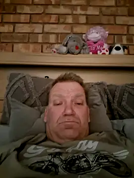 wallacelegend online show from September 11, 2025, 5:18 am