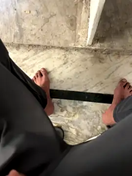 Snapshot of hyderabadii_boi chatting on December 18, 2025, 9:59 am hyderabadii boi online show from December 18, 2025, 9:59 am