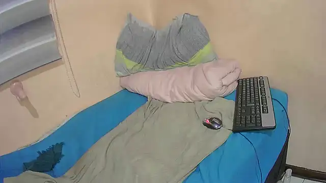 Snapshot of BigSexyEbony chatting on October 24, 2025, 10:28 pm BigSexyEbony online show from October 24, 2025, 10:28 pm