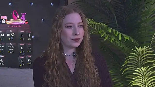 MiaEuphoria  online show from February 26, 2026, 4:33 am