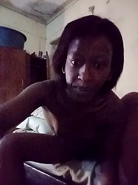 RFeltomWhitJ online show from November 28, 2025, 2:58 am