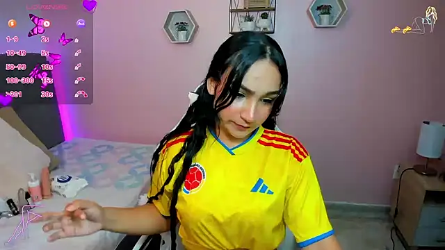 Snapshot of salome_rojas_ chatting on July 3, 2026, 2:45 pm salome rojas online show from July 3, 2026, 2:45 pm