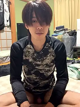 Snapshot of koushi_9213 chatting on November 16, 2025, 1:28 pm koushi 9213 online show from November 16, 2025, 1:28 pm