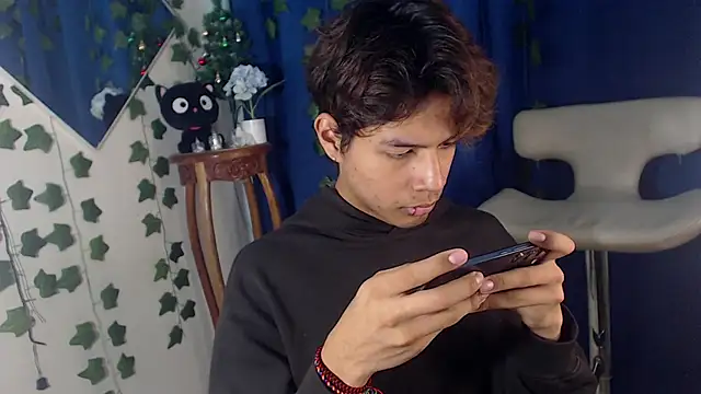 Snapshot of Kaoriimatsuii chatting on December 17, 2025, 9:26 am Kaoriimatsuii online show from December 17, 2025, 9:26 am