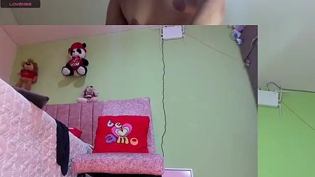 Snapshot of hot_Dariana_pantyhose chatting on November 24, 2025, 1:00 pm hot Dariana pantyhose online show from November 24, 2025, 1:00 pm