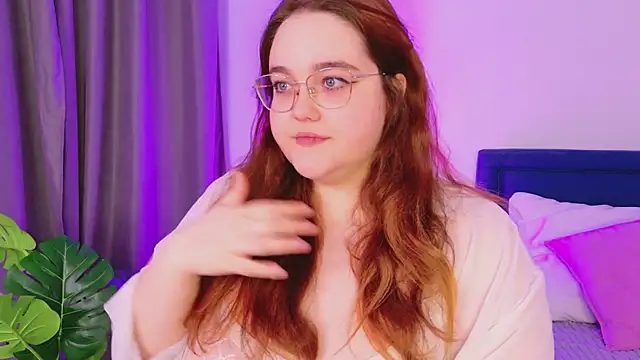 Neko Moor online show from January 6, 2026, 8:45 pm