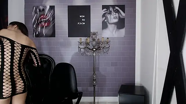 aleesha cameron02 online show from November 5, 2025, 12:16 pm