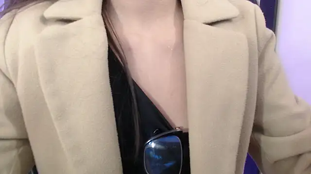 Snapshot of aleesha_cameron02 chatting on December 22, 2025, 7:11 pm aleesha cameron02 online show from December 22, 2025, 7:11 pm