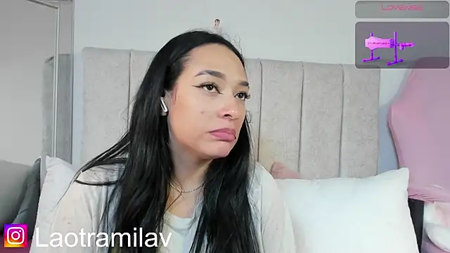 juliettaa 1 online show from April 13, 2026, 11:32 pm