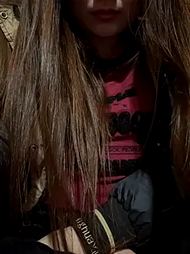 Snapshot of PhuongNhi21 chatting on November 12, 2025, 1:55 pm PhuongNhi21 online show from November 12, 2025, 1:55 pm