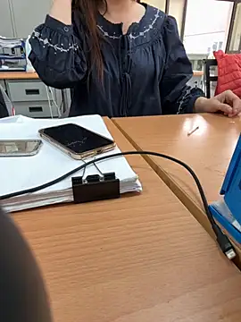 Snapshot of PhuongNhi21 chatting on November 14, 2025, 12:31 am PhuongNhi21 online show from November 14, 2025, 12:31 am