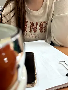 Snapshot of PhuongNhi21 chatting on December 16, 2025, 2:27 am PhuongNhi21 online show from December 16, 2025, 2:27 am