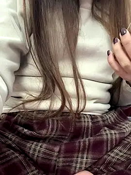 Snapshot of PhuongNhi21 chatting on December 16, 2025, 2:33 pm PhuongNhi21 online show from December 16, 2025, 2:33 pm