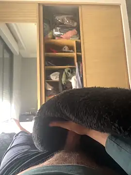 Snapshot of Mbidee chatting on February 22, 2026, 12:26 pm Mbidee online show from February 22, 2026, 12:26 pm