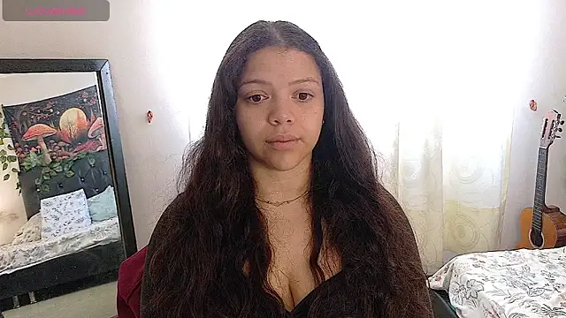 Snapshot of Amanda_sweet chatting on April 18, 2026, 2:32 pm Amanda sweet online show from April 18, 2026, 2:32 pm