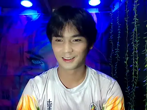 Snapshot of miss_lolalops chatting on December 16, 2025, 3:17 pm miss lolalops online show from December 16, 2025, 3:17 pm