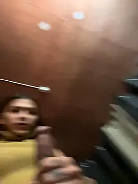 Snapshot of Ur_latinahotpaprika chatting on October 17, 2025, 12:08 pm Ur latinahotpaprika online show from October 17, 2025, 12:08 pm