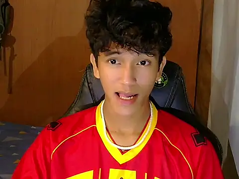 kenbigcockxx online show from January 18, 2026, 2:21 pm