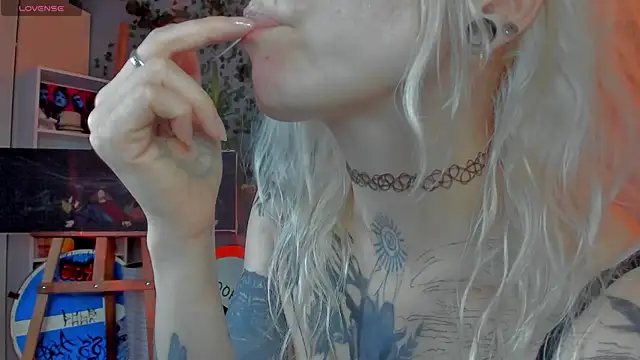 Snapshot of tattoo_art_baby chatting on June 22, 2026, 6:21 am tattoo art baby online show from June 22, 2026, 6:21 am