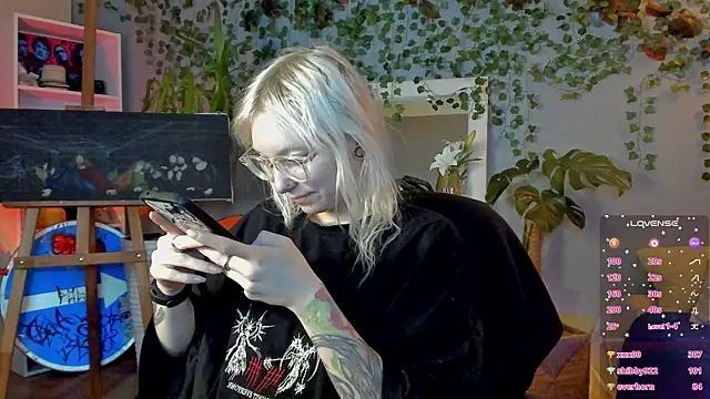 Snapshot of tattoo_art_baby chatting on June 26, 2026, 6:40 am tattoo art baby online show from June 26, 2026, 6:40 am