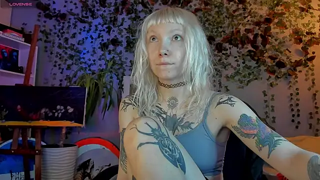 Snapshot of tattoo_art_baby chatting on August 1, 2026, 3:50 am tattoo art baby online show from August 1, 2026, 3:50 am