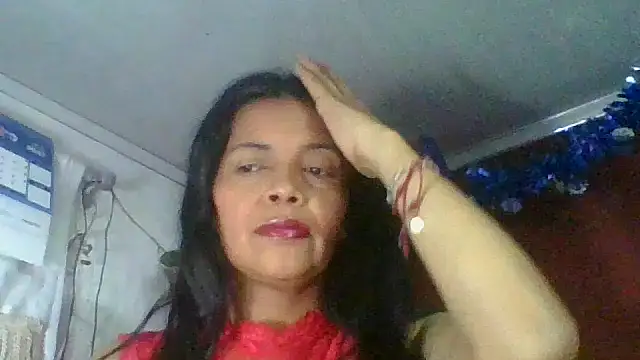 DianaOchoa  online show from February 4, 2026, 3:23 am