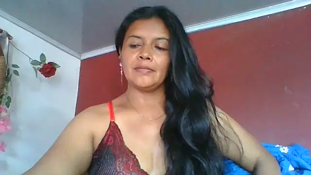 Snapshot of DianaOchoa_ chatting on June 1, 2026, 8:21 pm DianaOchoa online show from June 1, 2026, 8:21 pm