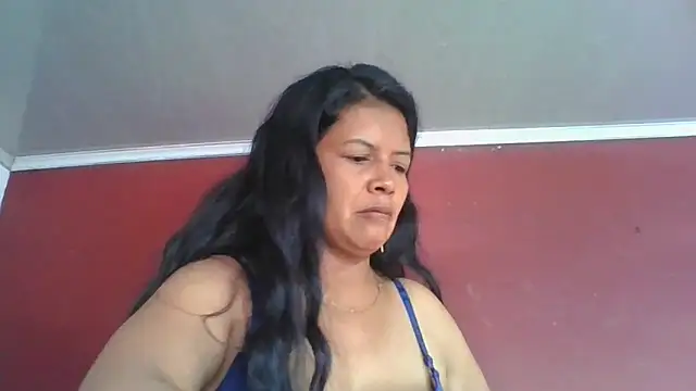 Snapshot of DianaOchoa_ chatting on June 2, 2026, 11:56 am DianaOchoa online show from June 2, 2026, 11:56 am